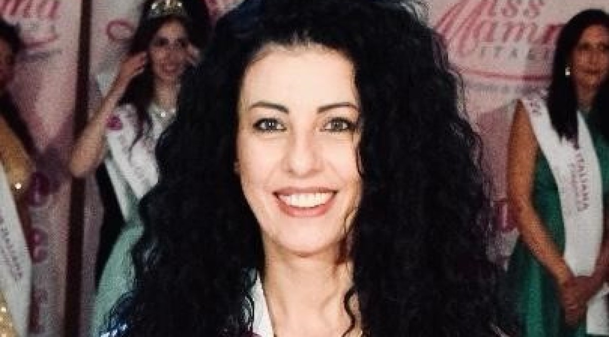 LA LUCANA ROSARIA SCAVONE VINCE LA FASCIA DI MISS MAMMA ITALIANA GLAMOUR 2024